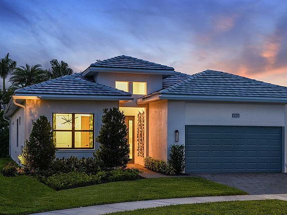 2nd image of 5675 Saint Armands Way