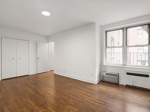 2nd image of 101 W 23rd St APT 2Q