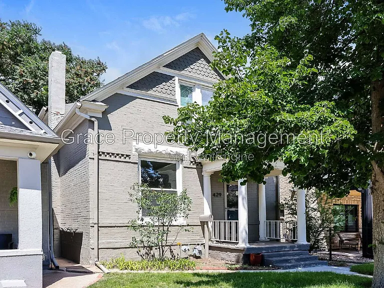 429 S Pearl St — Photo 2