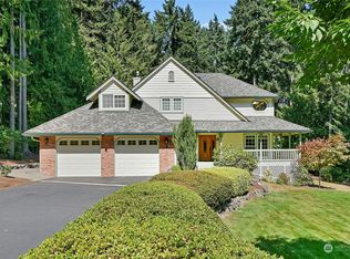 10481 Leeway Ave NW, Silverdale, WA 98383