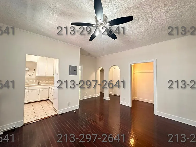 544 N Heliotrope Dr #104 — Photo 3