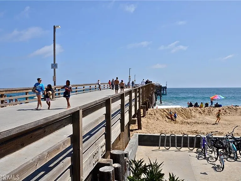 226 La Jolla Dr — Photo 33