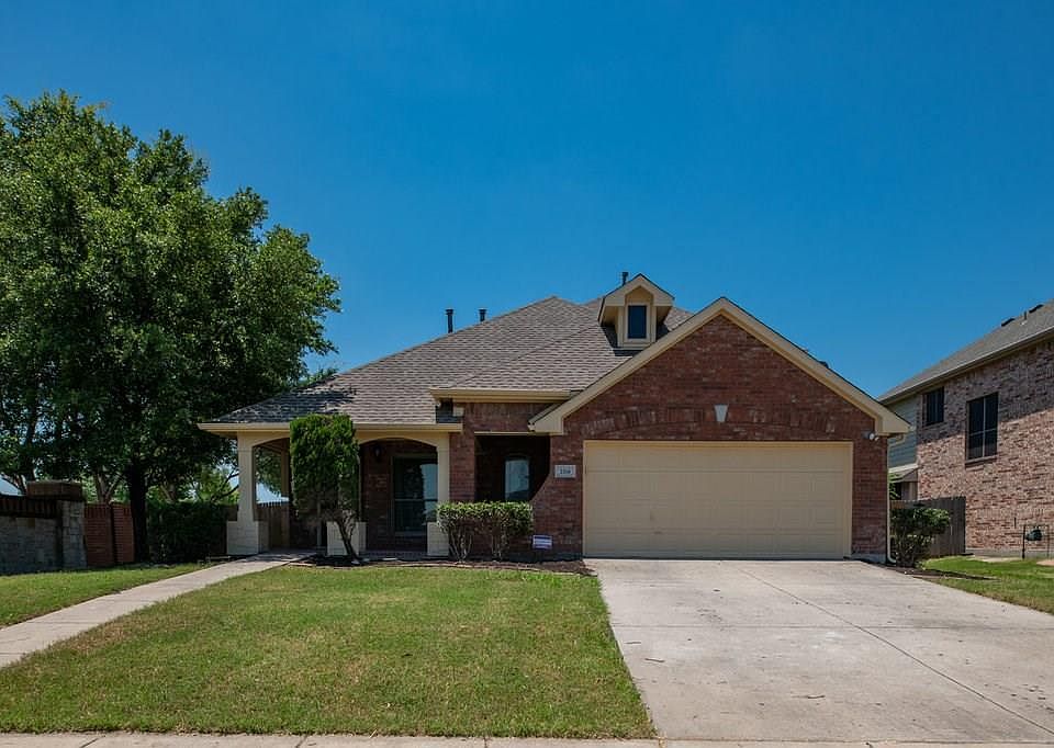 1st image of 2516 Heatherdale Dr