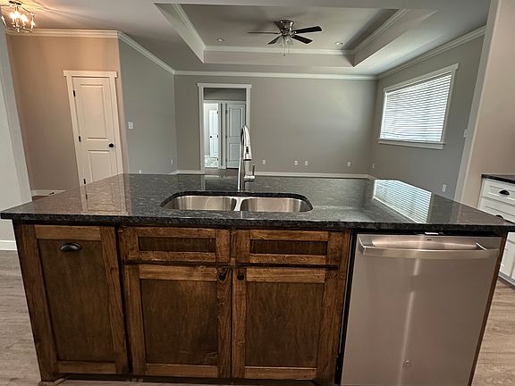 3rd image of 5038 Shefflera Dr