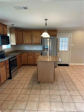 3 Donald Ct — Photo 6