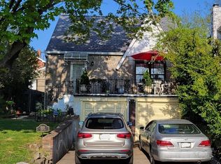 5113 216th St, Bayside Hills, NY 11364