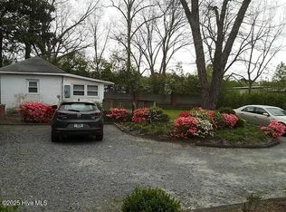206 N Poplar St #G, Aberdeen, NC 28315