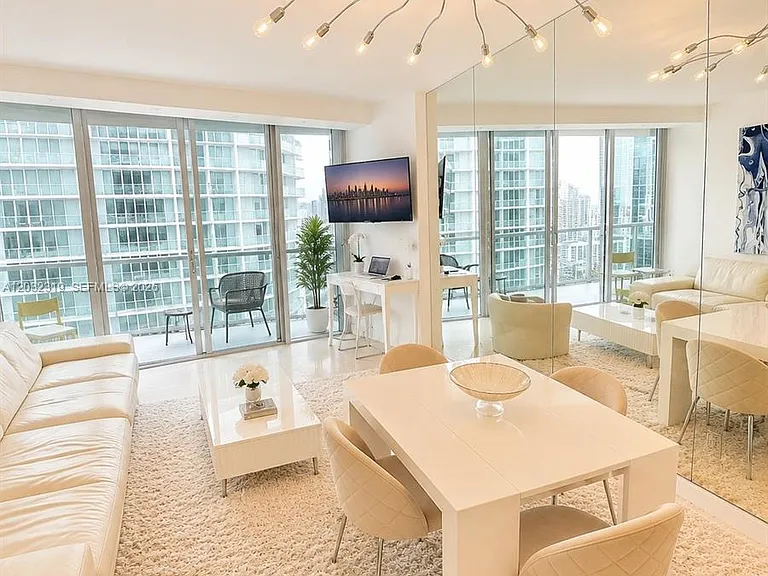 495 Brickell Ave #3206 — Photo 3