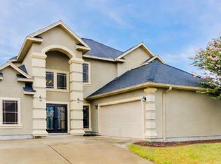 3733 Lake Hawkins Ct, Robstown, TX 78380