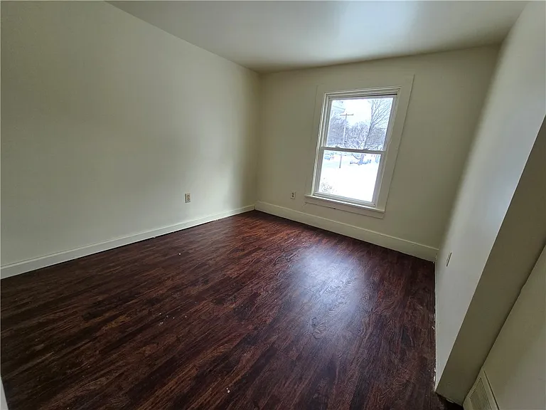130 E Elisha St #4 — Photo 7