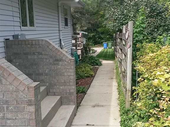 East Walk Way