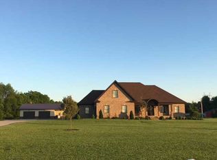 4628 Old Edwards Mill Rd, Hopkinsville, KY 42240