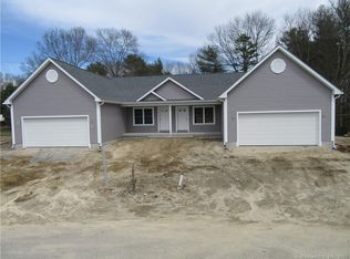 20 Hummingbird Way #20, Killingly, CT 06241