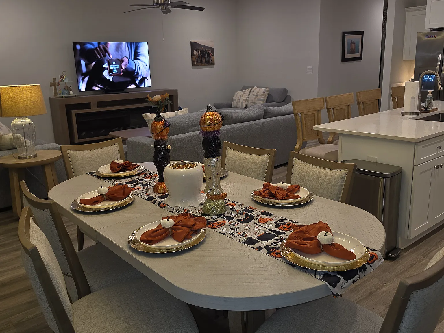 4 bed, 2047 sqft, $2,595 — Photo 3
