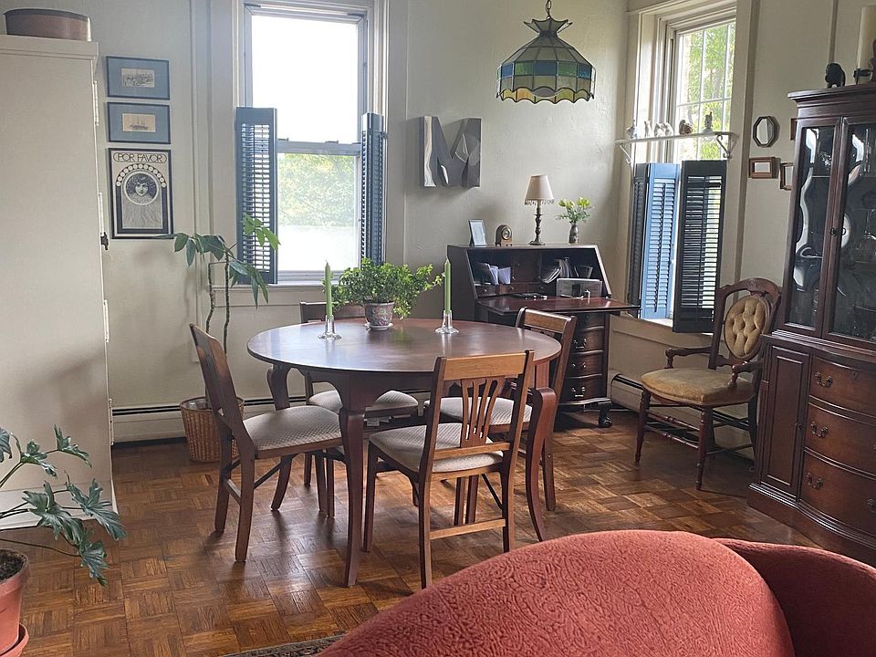 1st image of 10 Park St #1
