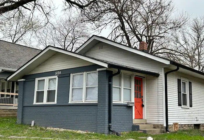 Charming bungalow offers street parking in front of the home and a parking pad at the garage at the rear of the home.