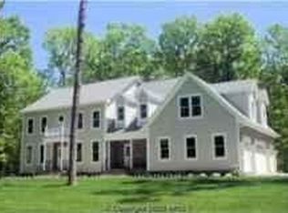 5739 Varzara Rd, Marshall, VA 20115
