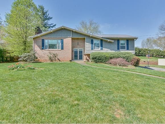 1st image of 1807 New Haven Dr