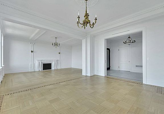5th image of 135 Central Park W APT 8SC