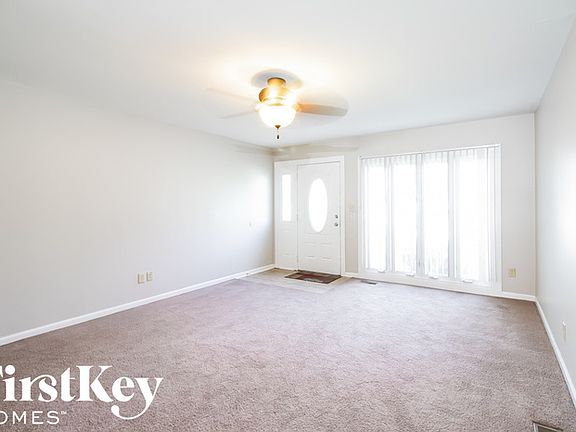 2nd image of 1409 Crestwood Dr