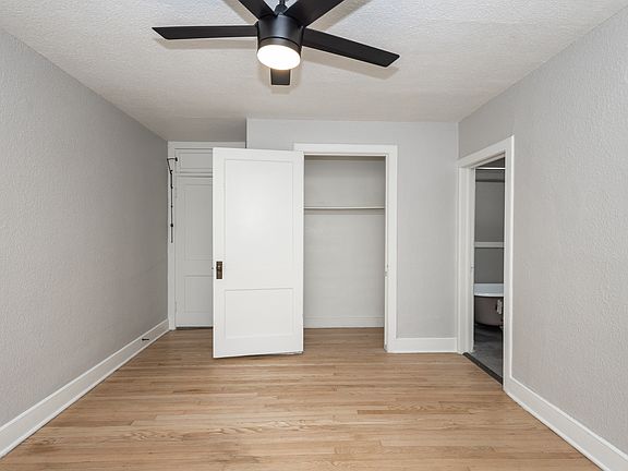 5th image of 1630 Pennsylvania St #9