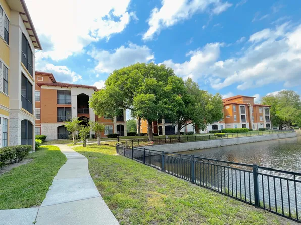 6153 Metrowest Blvd, Orlando, FL