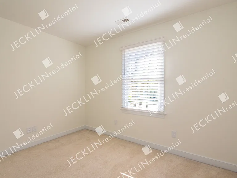 12515 Cutler Ridge Dr — Photo 14