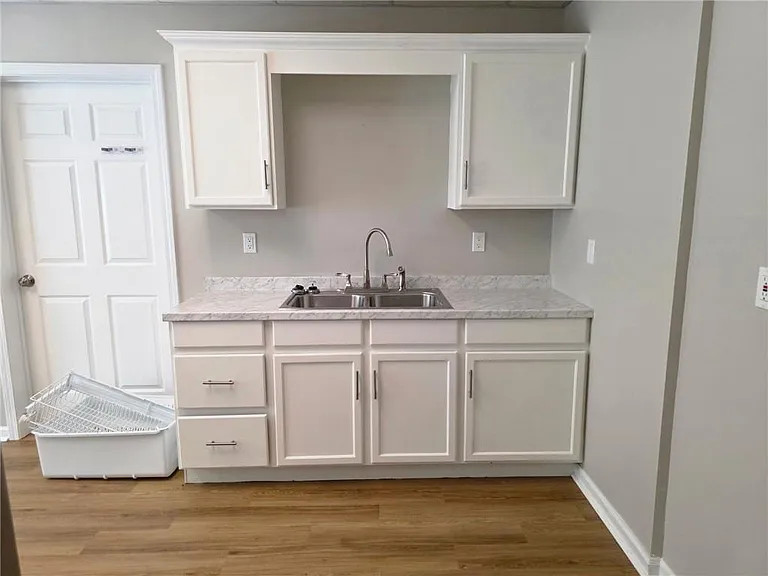 2257 Roseberry Ln — Photo 33
