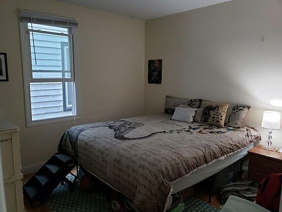 5th image of 719 N 22nd St APT A