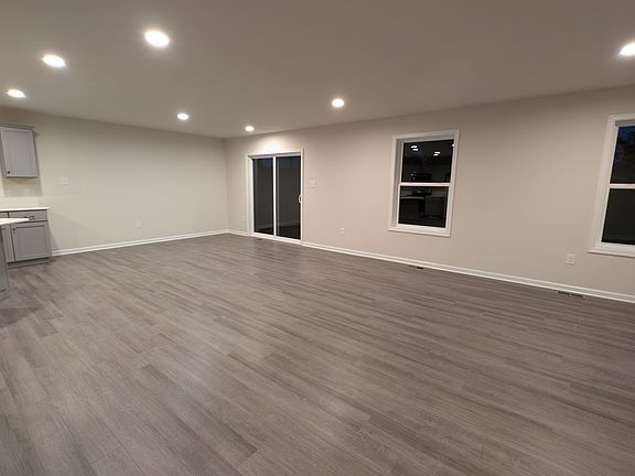 Living room / Dining area