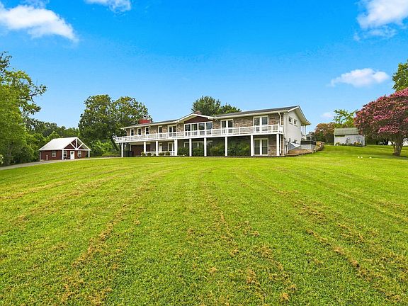 4th image of 344 Peach Valley Rd