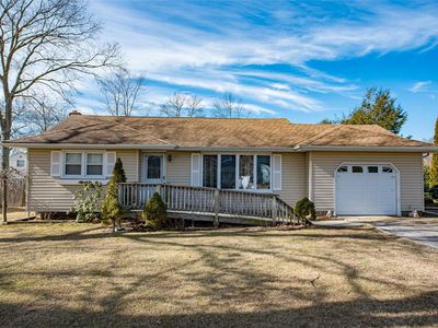 160 Avenue A, Holbrook, NY, 11741