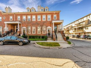 16852 Farmington Rd, Livonia, MI 48154