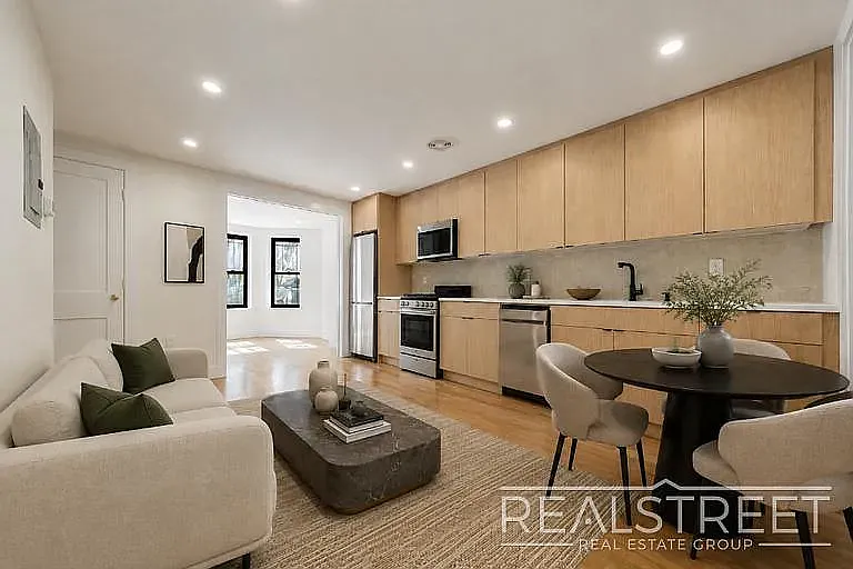 1267 Bergen St #1