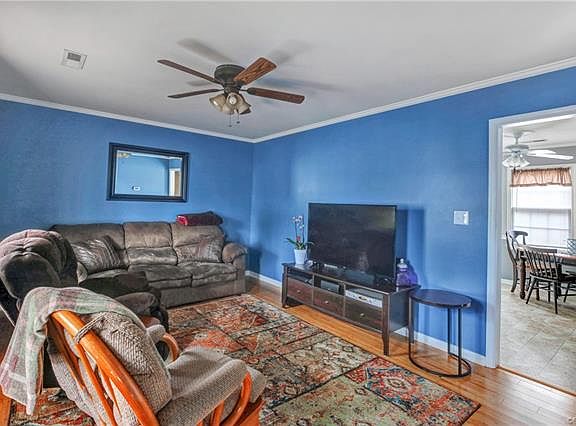 4th image of 9303 Malcott Ct
