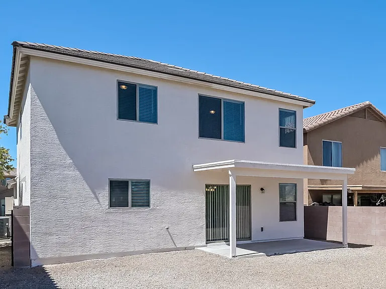 909 W Placita El Cauce Rico — Photo 16