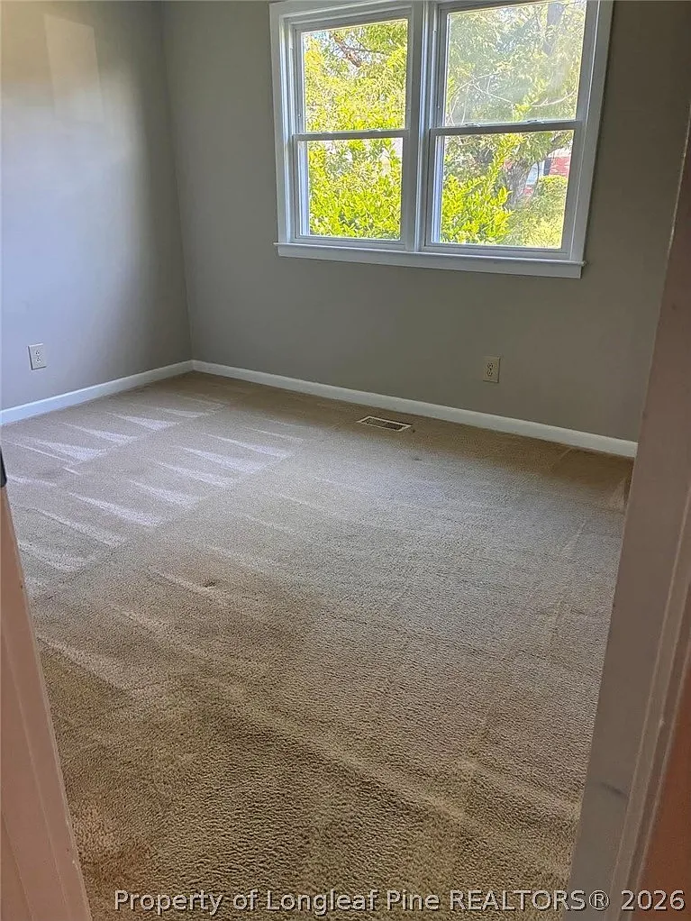 3 bed, 1.5 bath, 1404 sqft, $1,650 — Photo 3