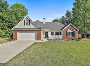 140 Pecan Ridge Dr, Fayetteville, GA 30215