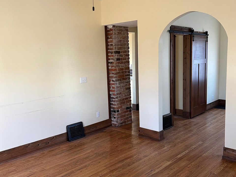 1st image of 1123 Avenue A
