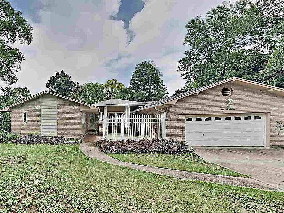 1st image of 4870 Peacock Dr