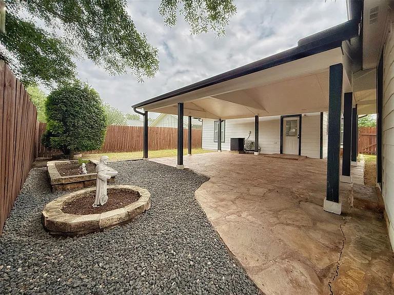 6915 Villita Avenida St — Photo 24