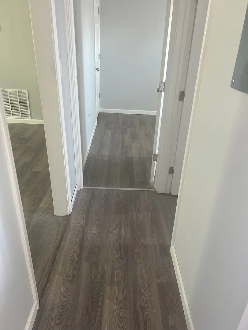 1 bed, 1.0 bath, $900 — Photo 4