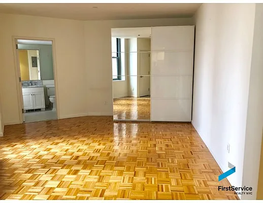 Rented by FirstService Realty (legacy) | media 22