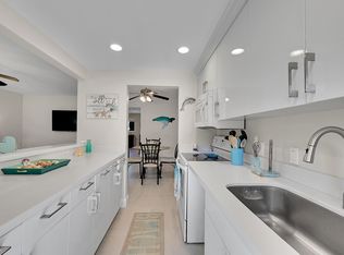 2110 NE 42nd St APT 3B, Lighthouse Point, FL 33064
