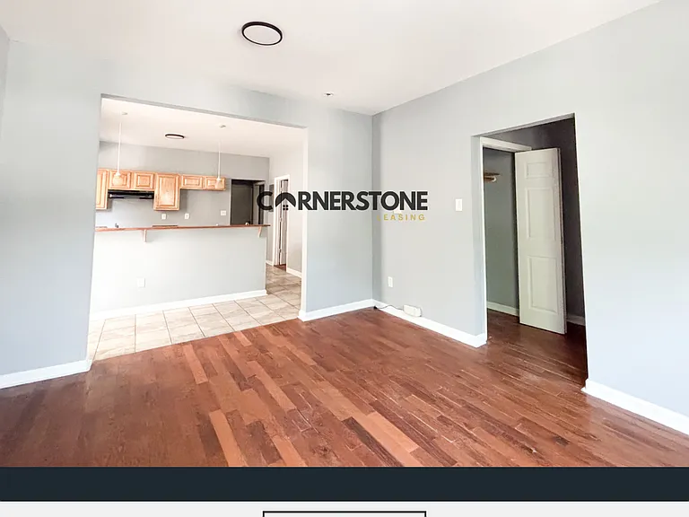 39 Seymour Ave — Photo 5