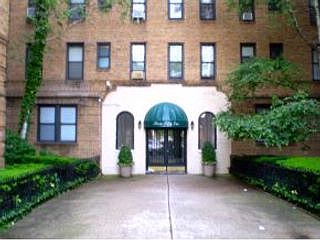 2nd image of 351 Marine Ave APT C18