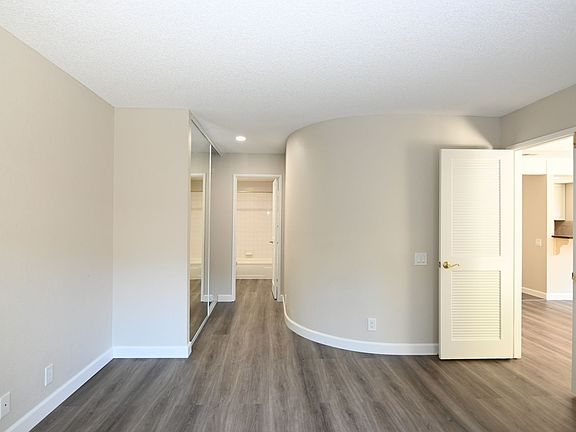 4th image of 4717 Malero Pl