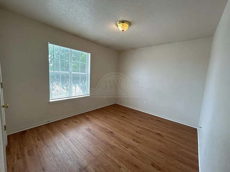 1407 Dugger, Killeen — Photo 7