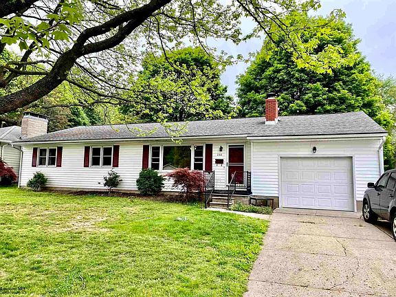 2nd image of 150 Ann Ct