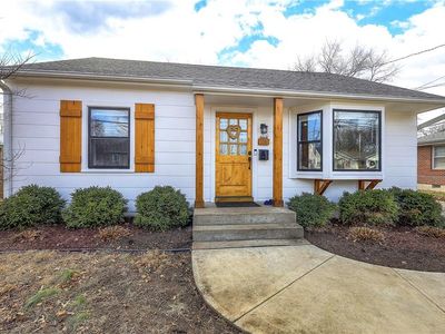 619 E Loula St, Olathe, KS, 66061